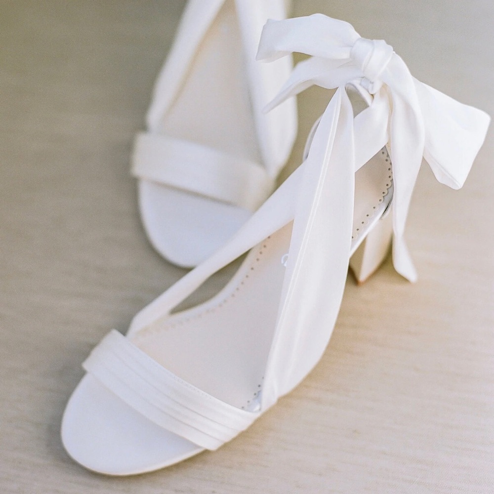 White Bella Belle ‘Kelly’ Heels with Ribbon, perfect for wedding, size 8.5/EU 39